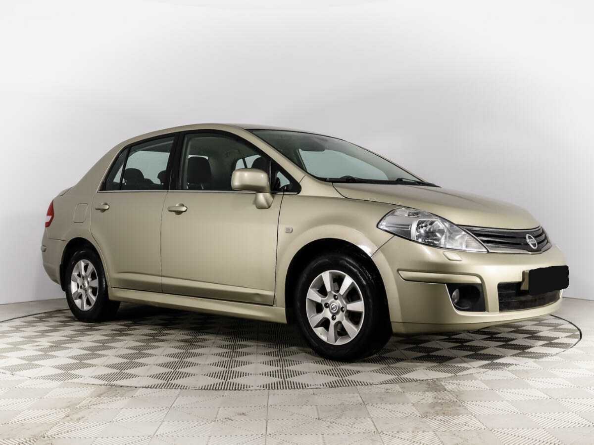 Nissan Tiida 2011 года с пробегом. Фото: #2
