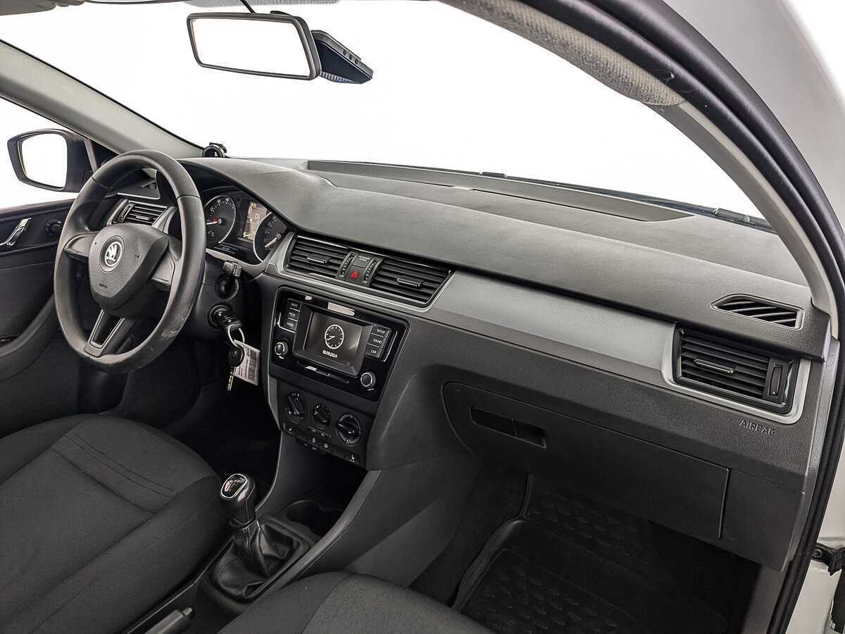 Skoda Rapid 2017 года с пробегом. Фото: #10