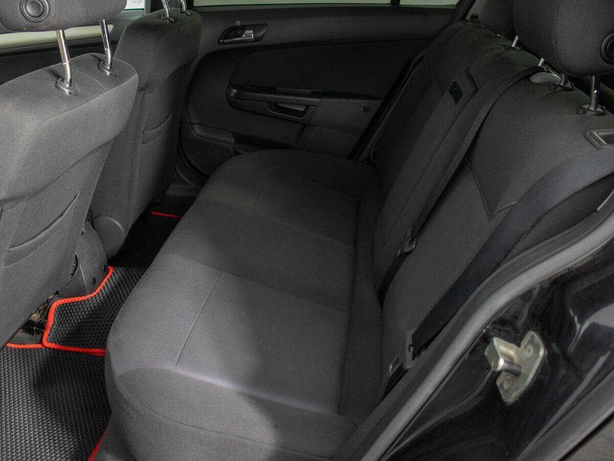 Opel Astra 2008 года с пробегом. Фото: #10