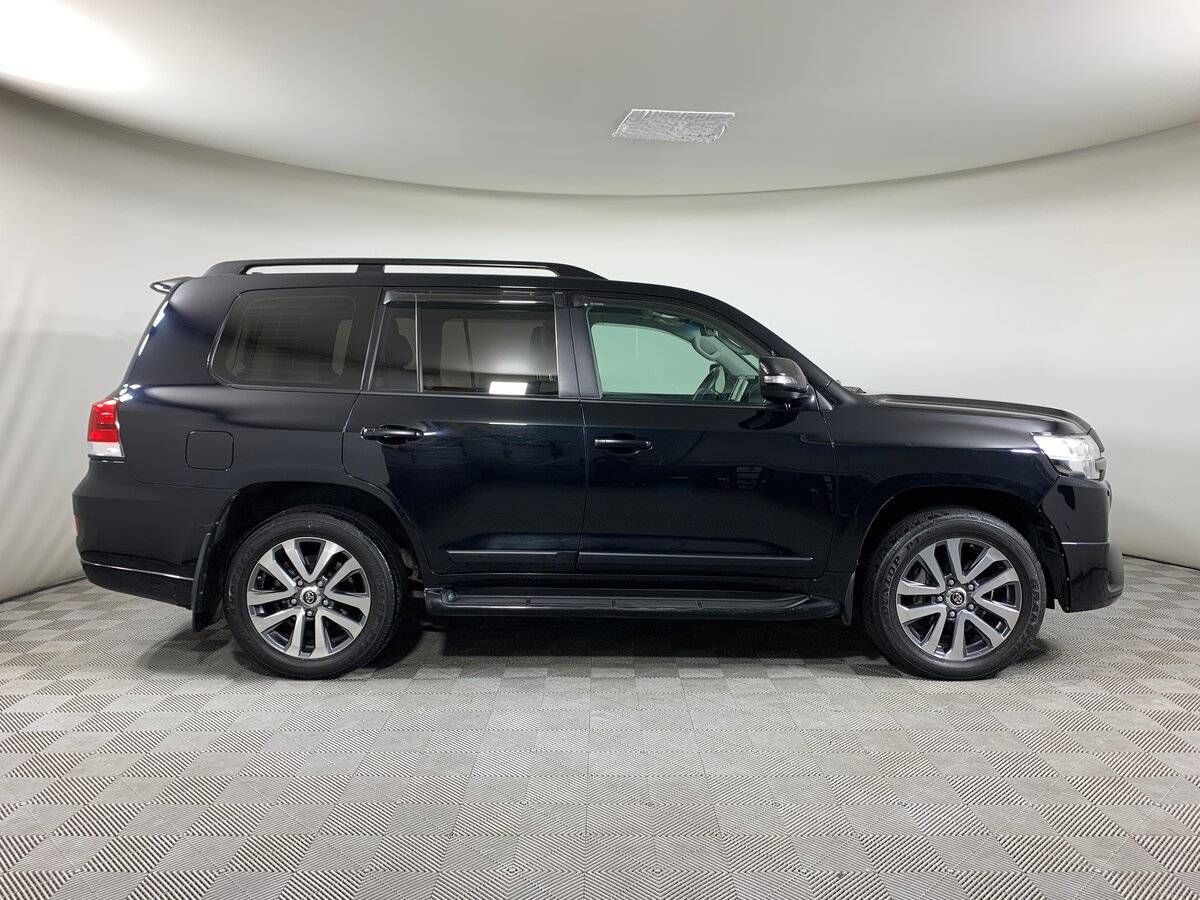 Toyota Land Cruiser 2016 года с пробегом. Фото: #3