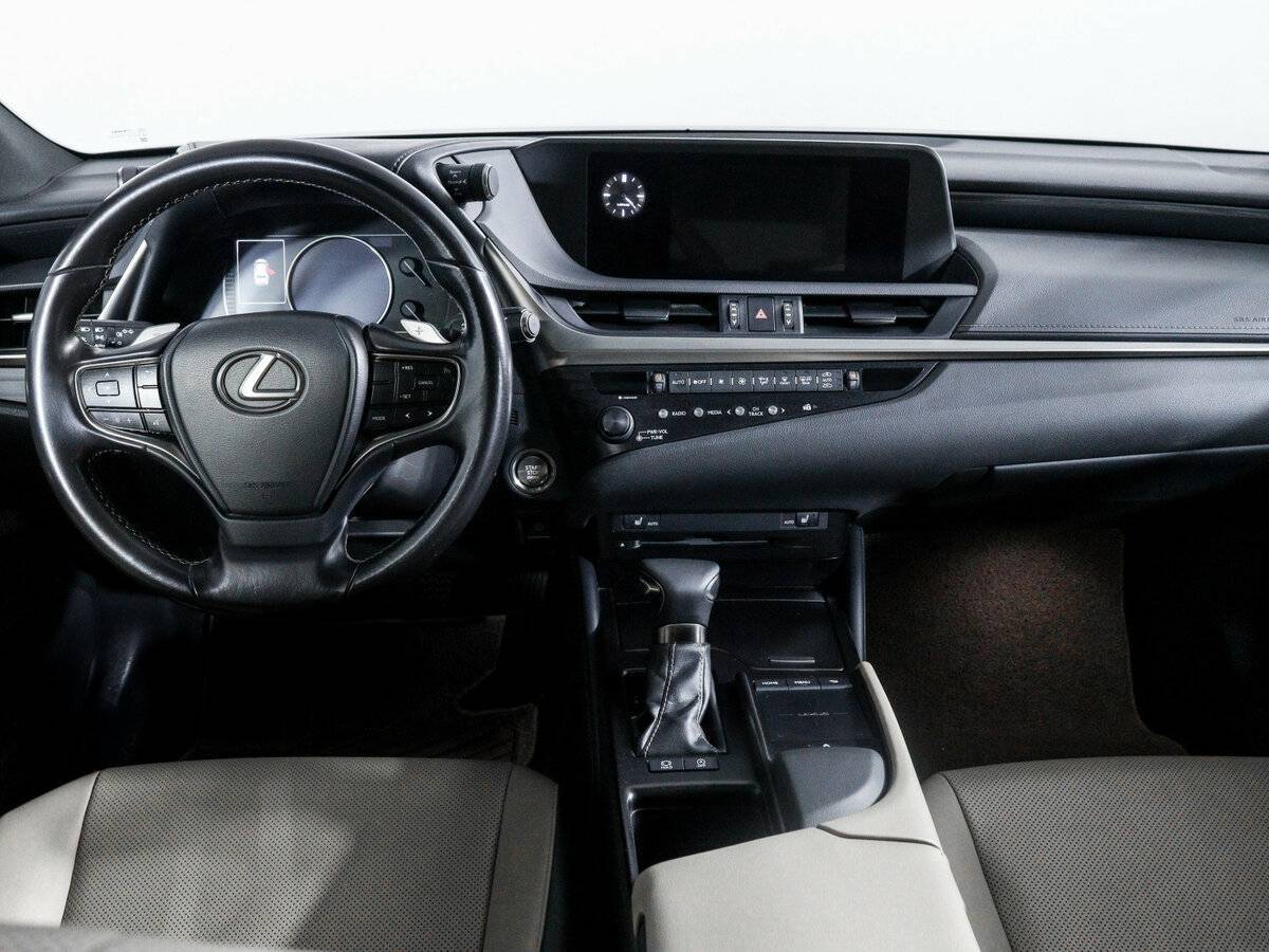 Lexus ES 2018 года с пробегом. Фото: #9