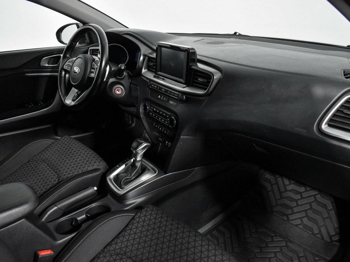 Kia Ceed 2019 года с пробегом. Фото: #12