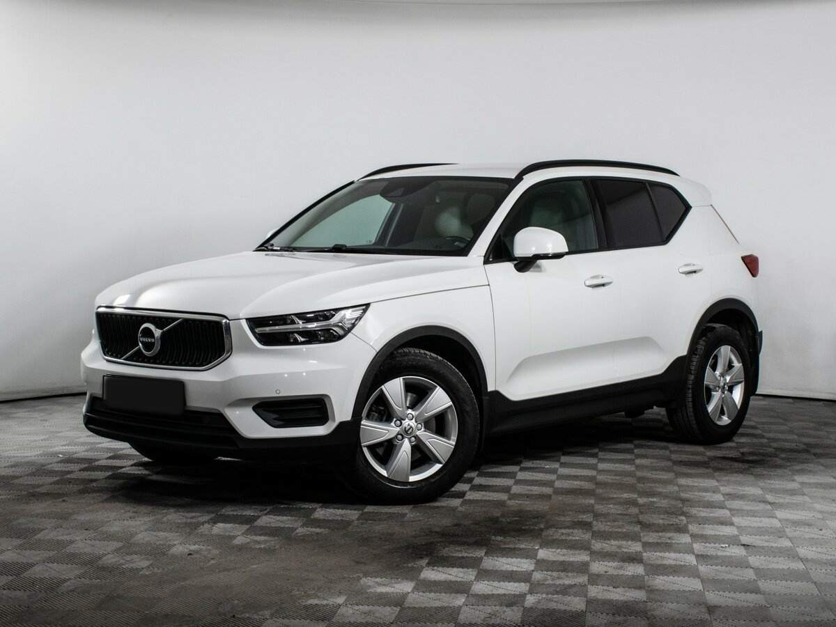 Volvo XC40 2020 года с пробегом. Посмотреть фото