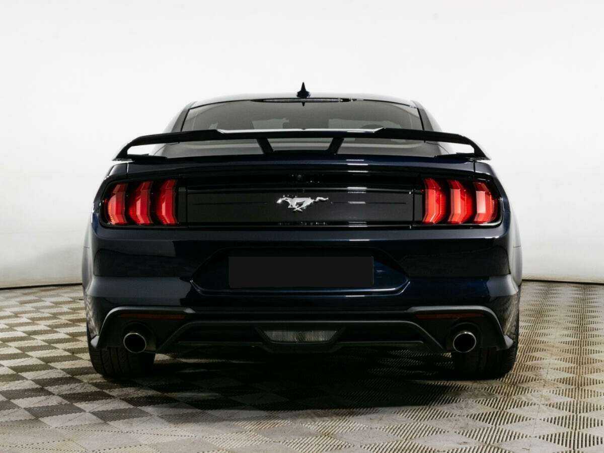 Ford Mustang 2021 года с пробегом. Фото: #4