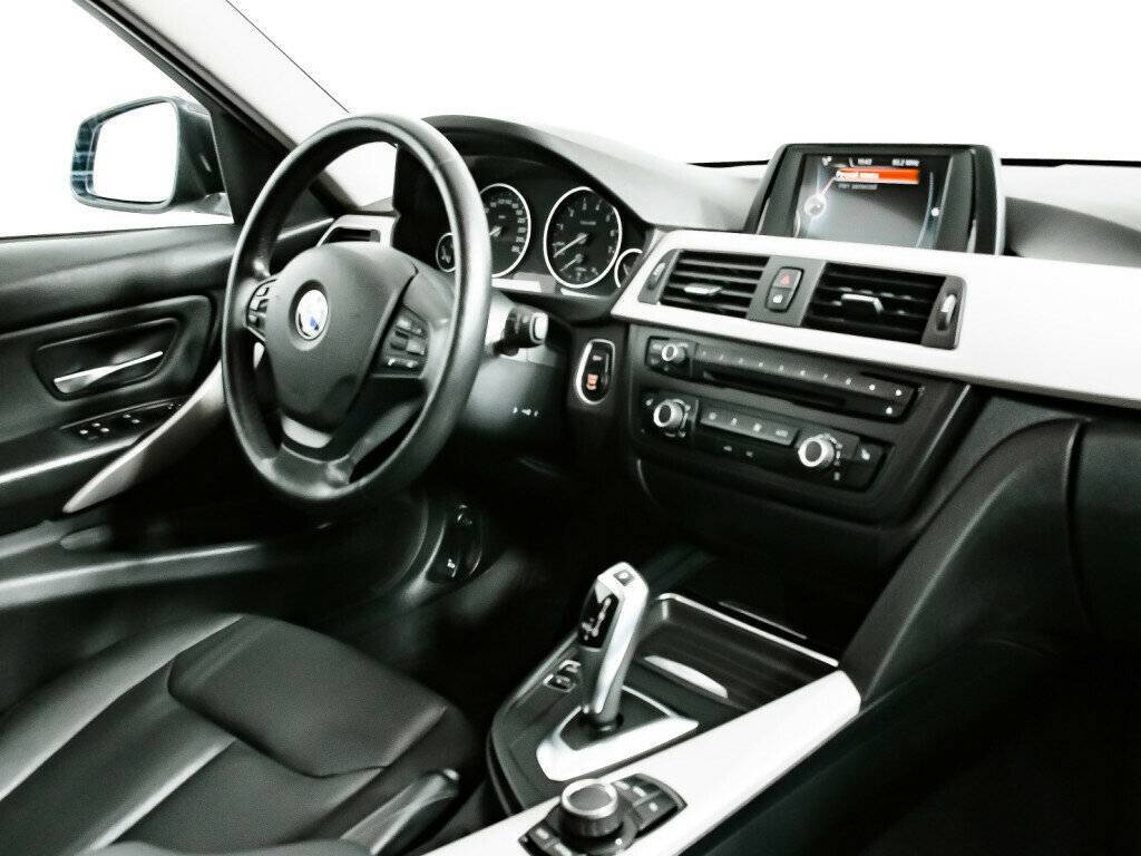BMW 3 серии 2015 года с пробегом. Фото: #6