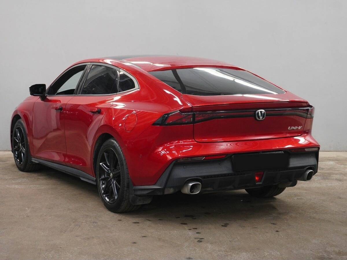 Changan UNI-V 2023 года с пробегом. Фото: #6