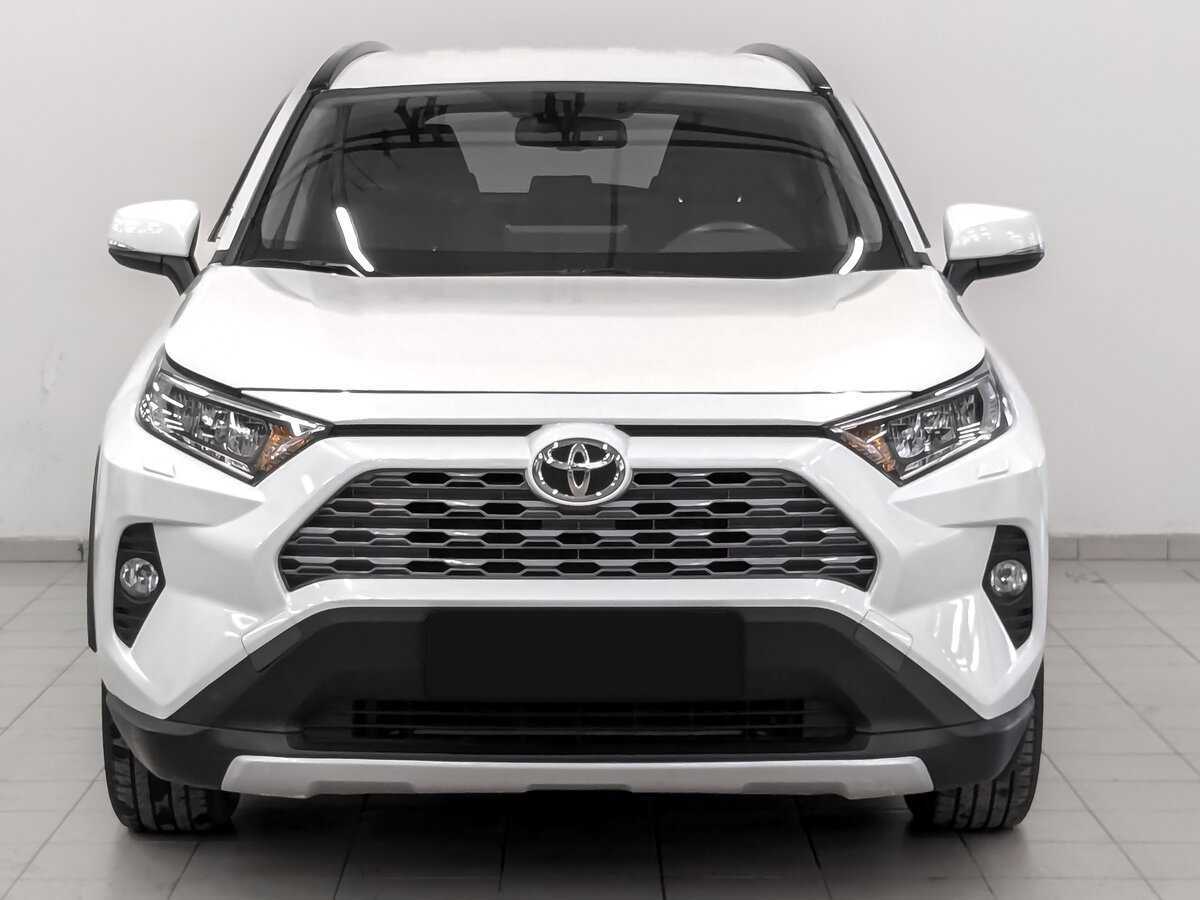 Toyota RAV4 2021 года с пробегом. Фото: #1