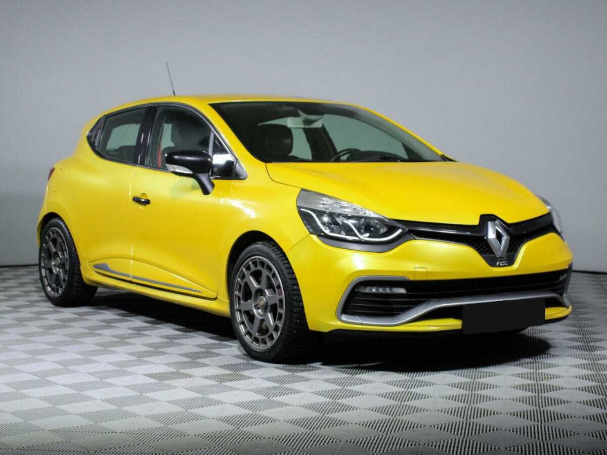 Renault Clio RS 2015 года с пробегом. Фото: #2