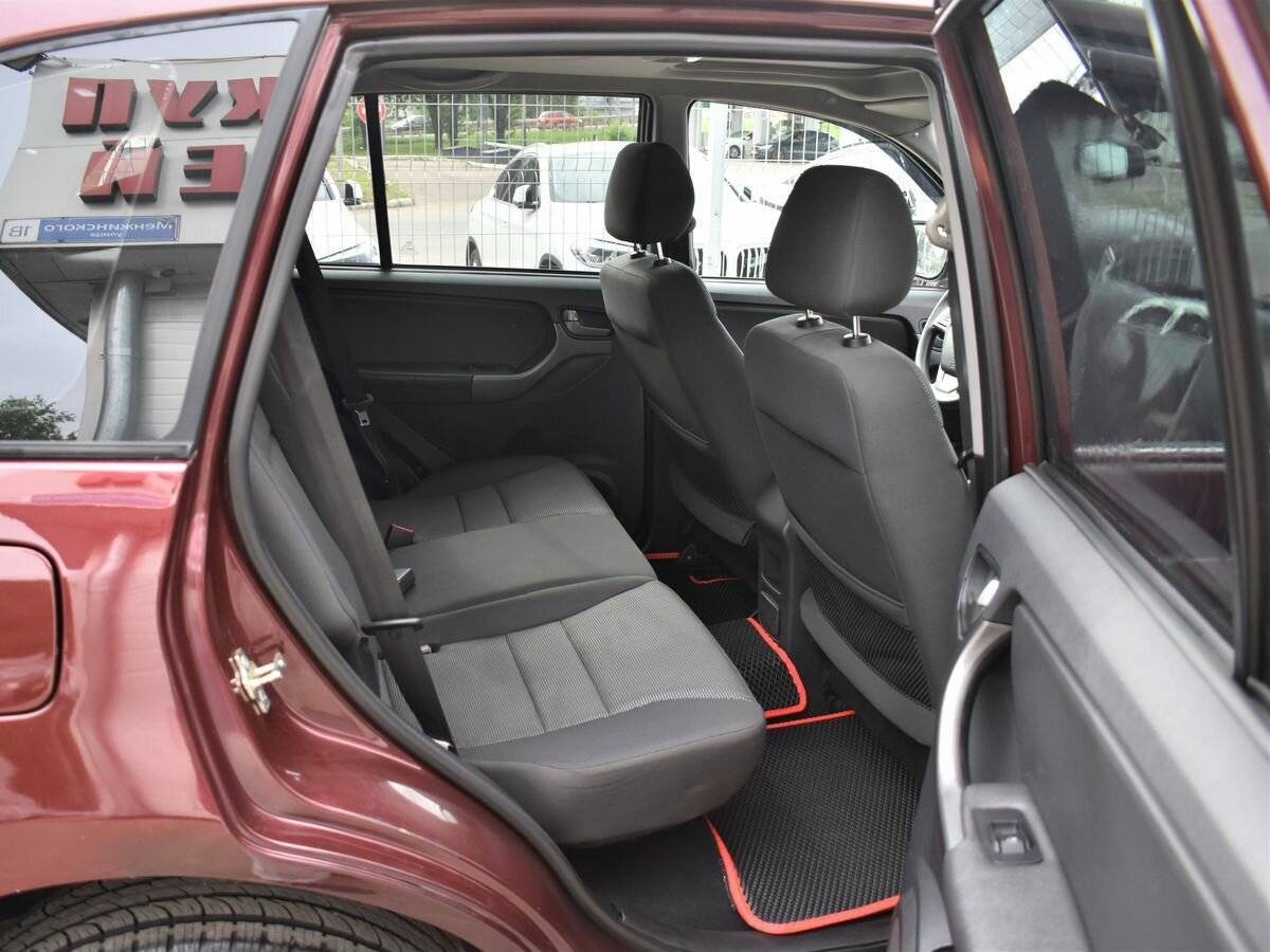 Chery Tiggo (T11) 2015 года с пробегом. Фото: #11