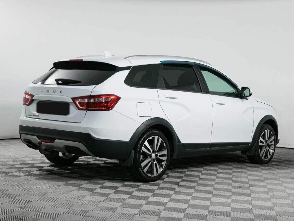 Lada (ВАЗ) Vesta 2018 года с пробегом. Фото: #3