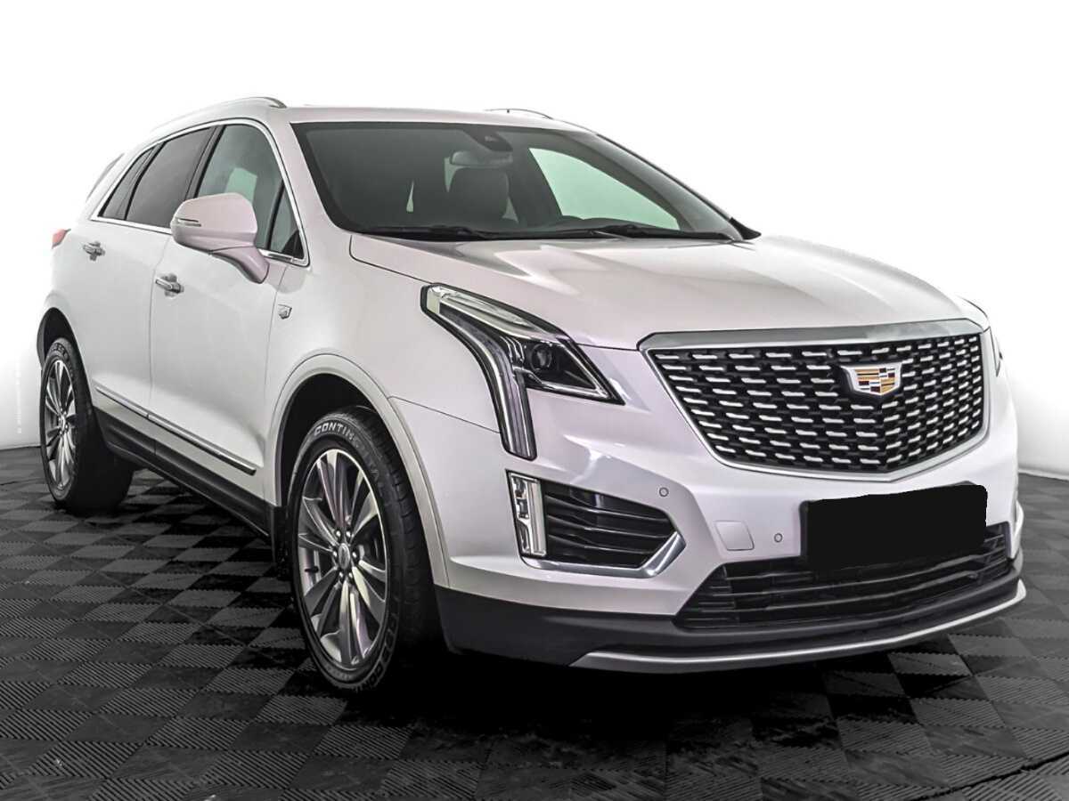 Cadillac XT5 2021 года с пробегом. Фото: #2