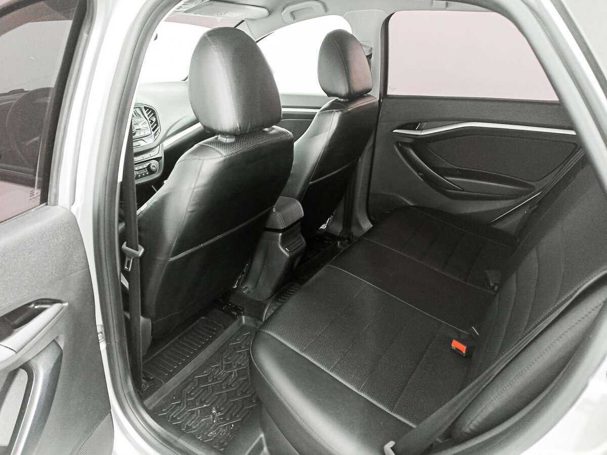 Lada (ВАЗ) Vesta 2020 года с пробегом. Фото: #9