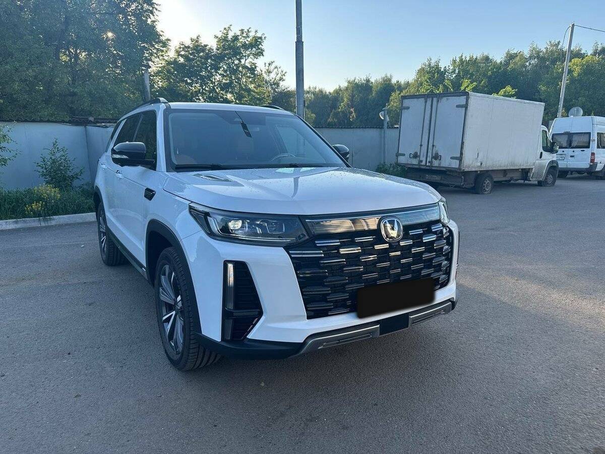 Changan CS95 2023 года с пробегом. Посмотреть фото