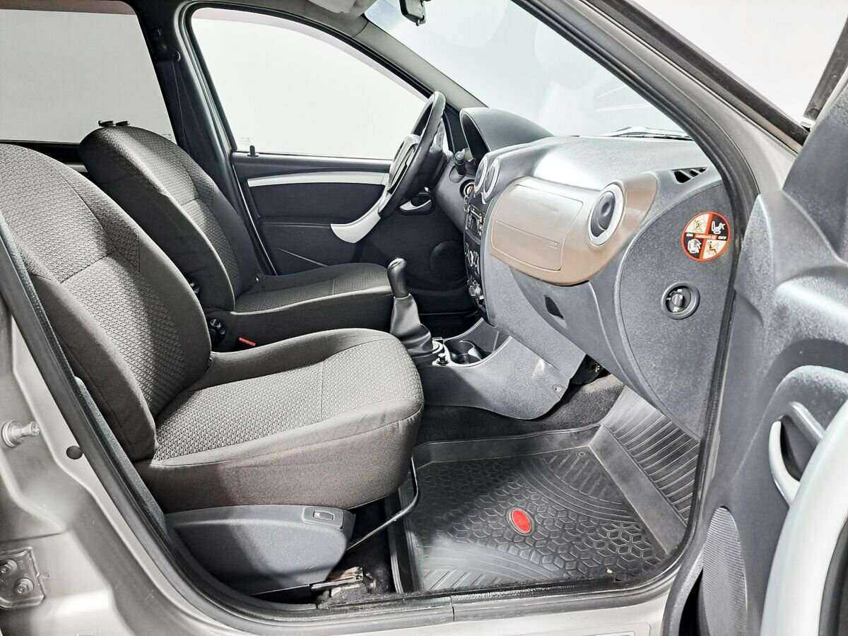 Lada (ВАЗ) Largus 2013 года с пробегом. Фото: #6