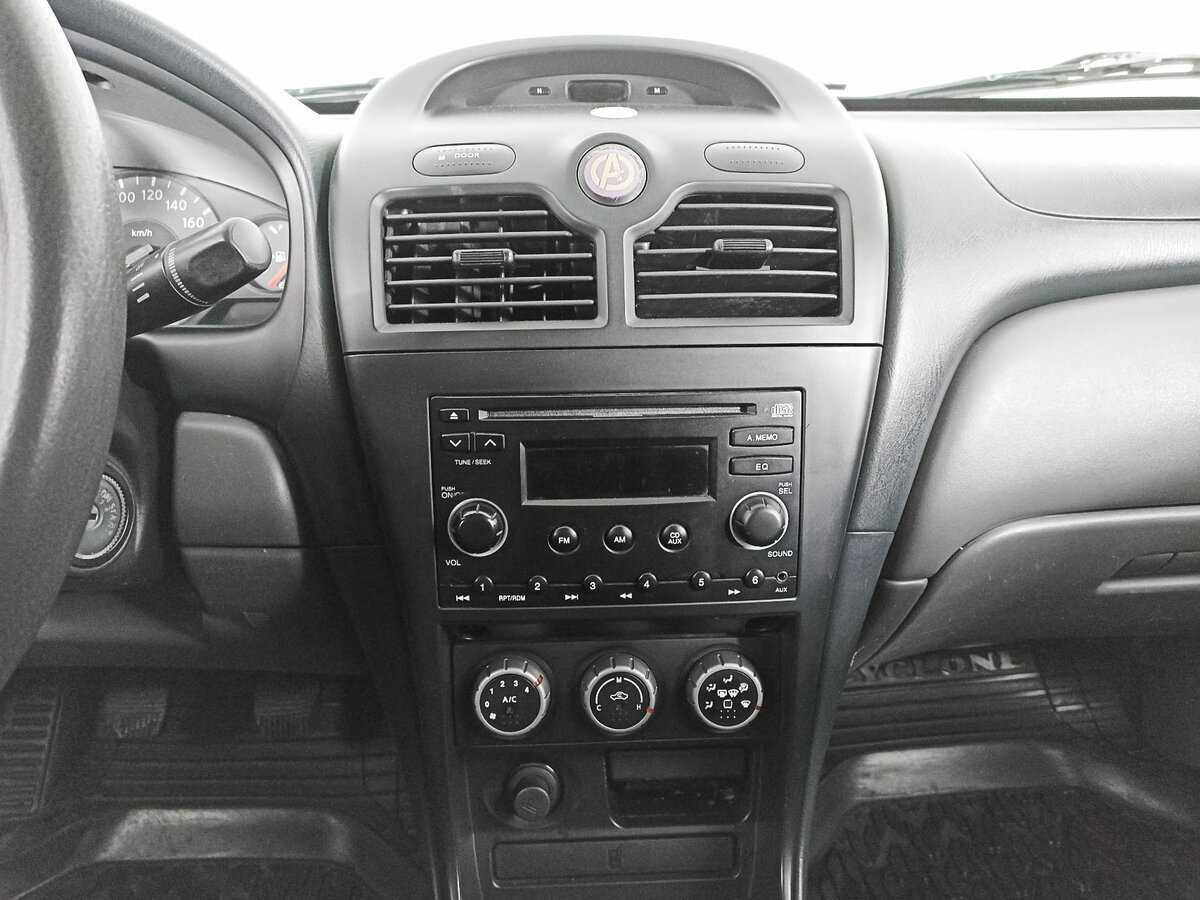Nissan Almera Classic 2008 года с пробегом. Фото: #14