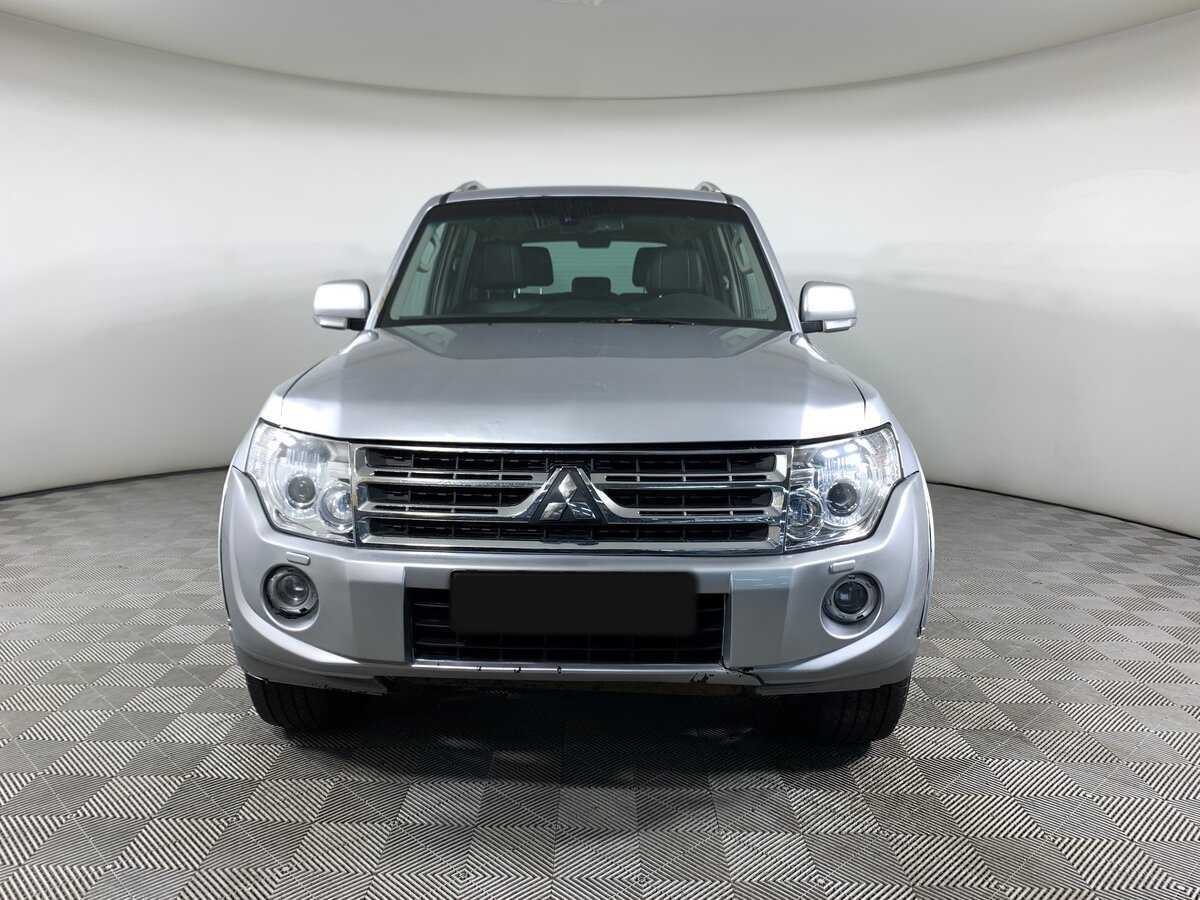 Mitsubishi Pajero 2011 года с пробегом. Фото: #1