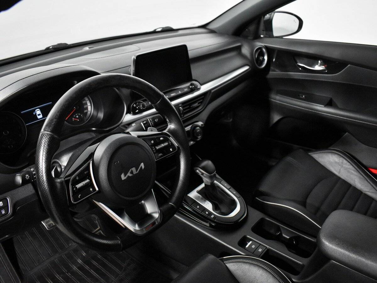 Kia Cerato 2022 года с пробегом. Фото: #8
