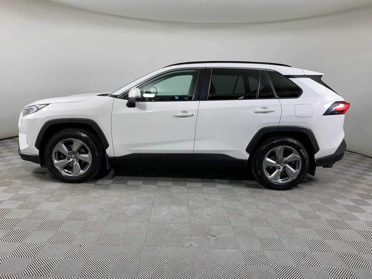 Toyota RAV4 2020 года с пробегом. Фото: #7