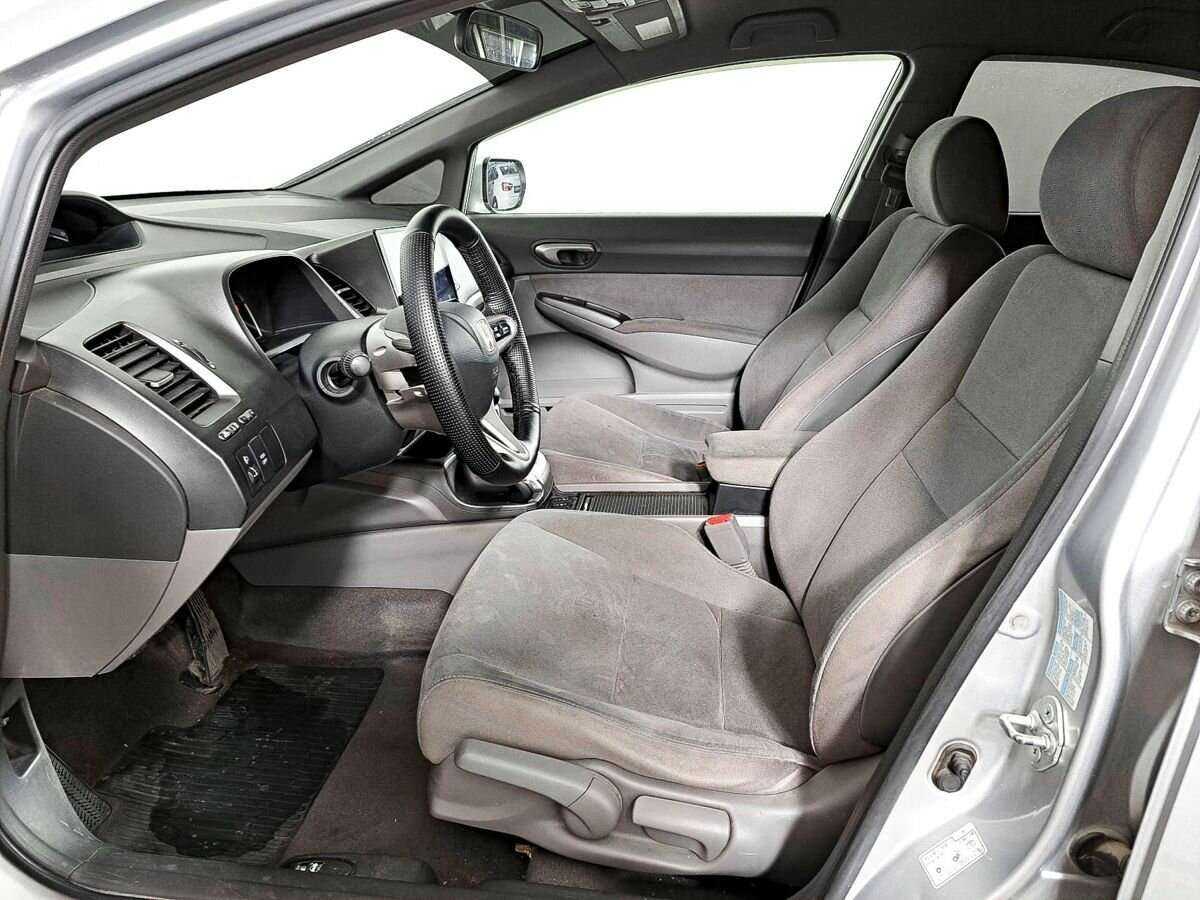 Honda Civic 2008 года с пробегом. Фото: #13