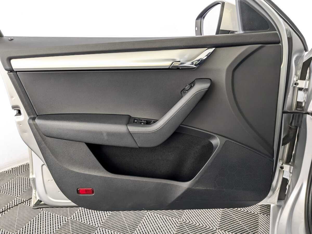 Skoda Octavia 2018 года с пробегом. Фото: #18