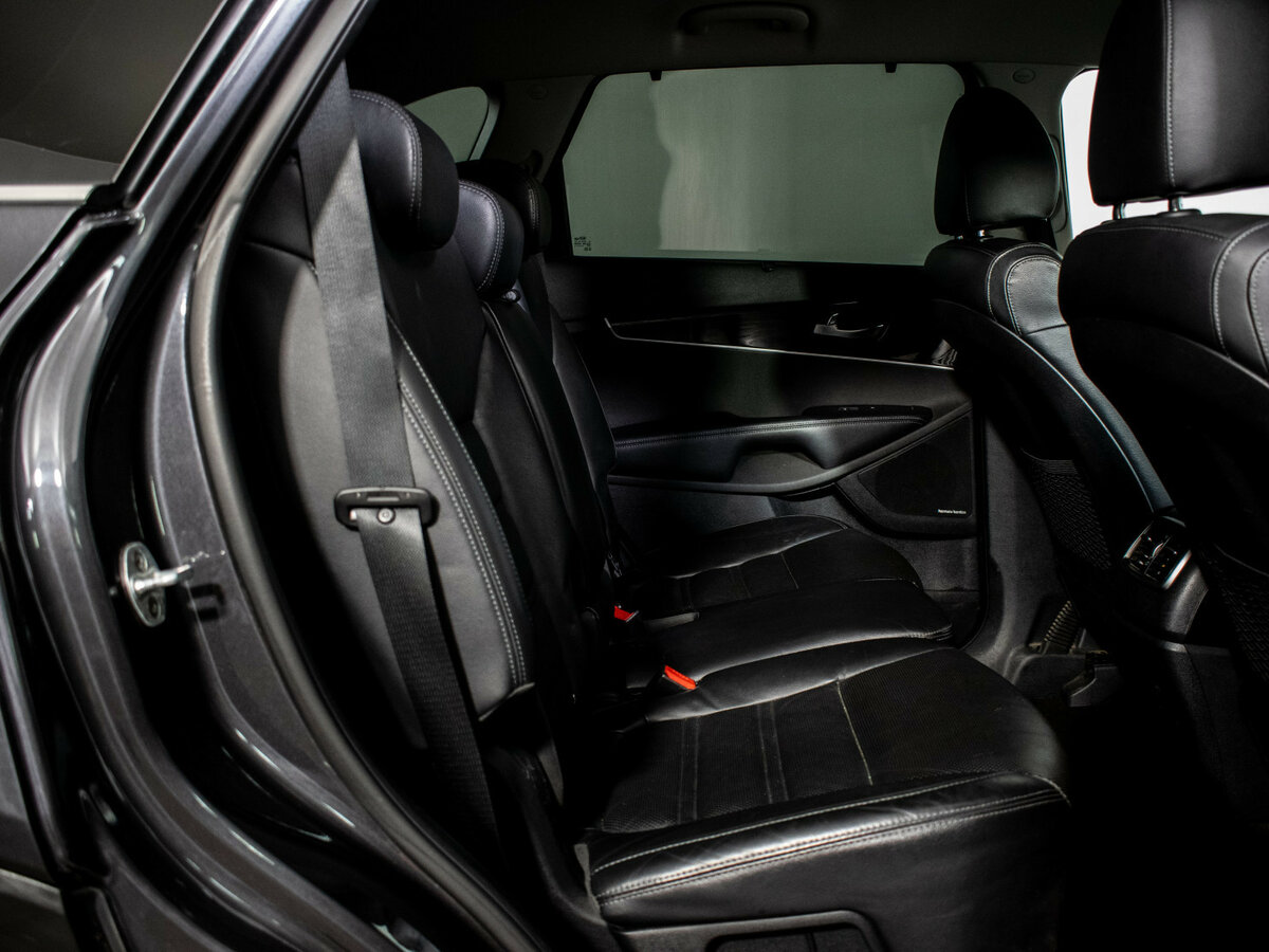 Kia Sorento 2017 года с пробегом. Фото: #9