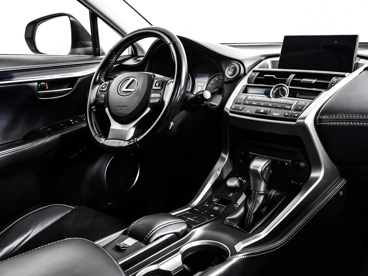 Lexus NX 2015 года с пробегом. Фото: #8