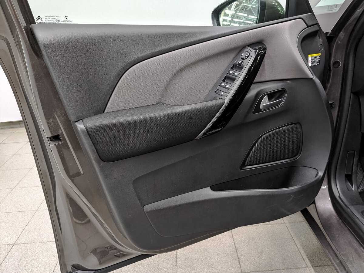 Citroen C4 Picasso 2017 года с пробегом. Фото: #18