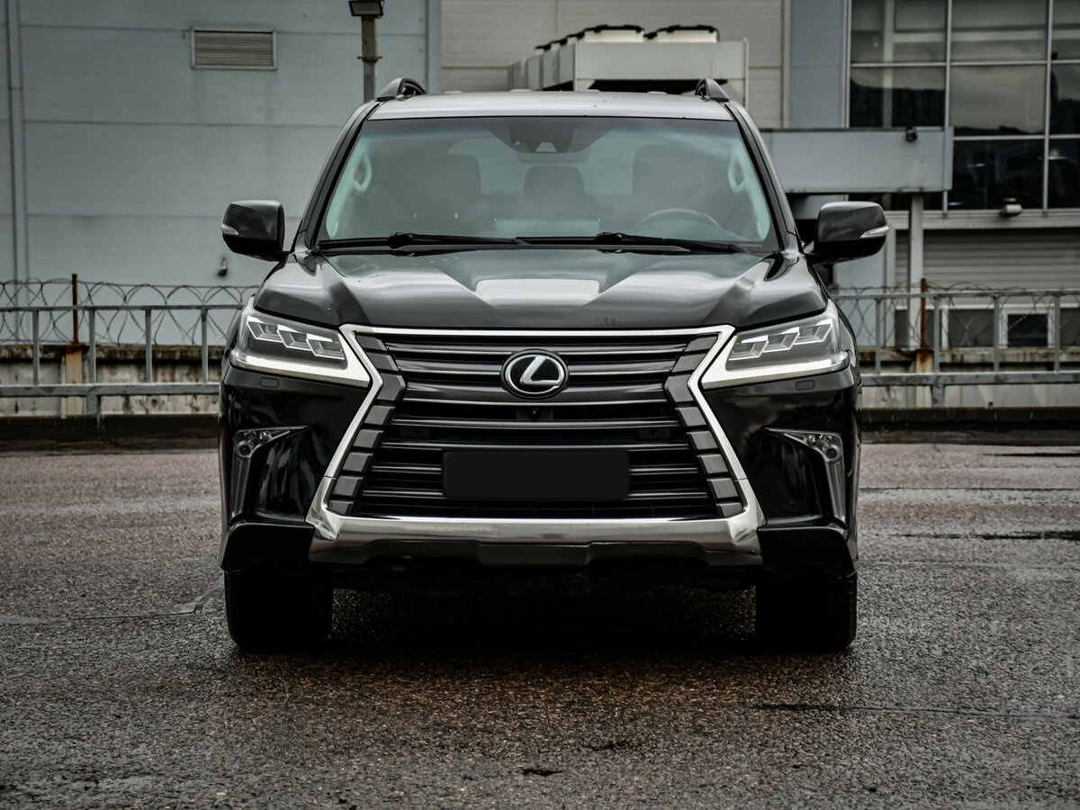 Lexus LX 2016 года с пробегом. Фото: #1