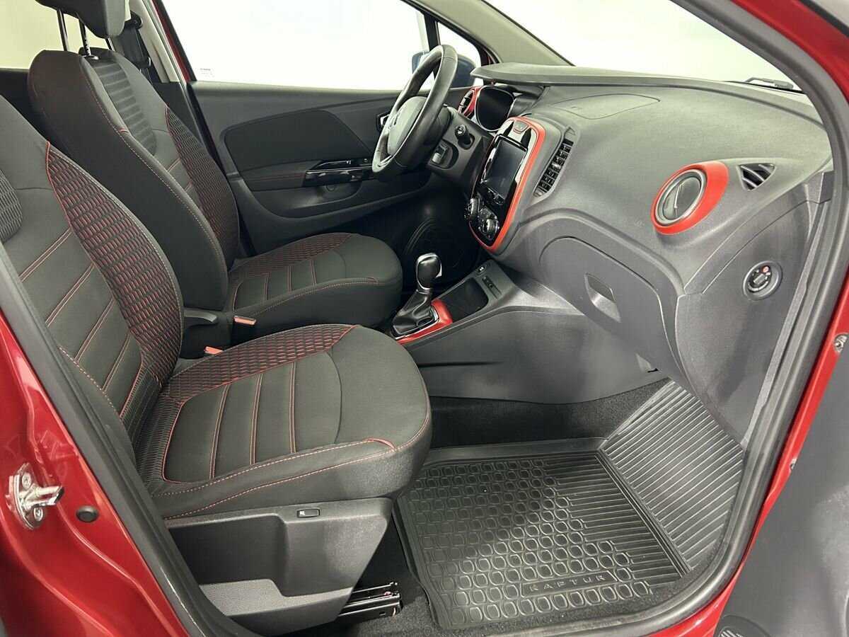 Renault Kaptur 2018 года с пробегом. Фото: #12