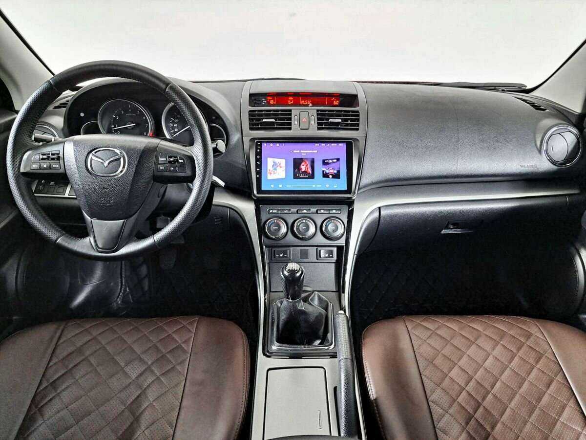 Mazda 6 2011 года с пробегом. Фото: #11