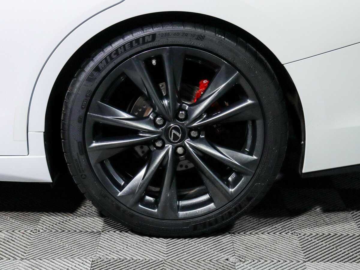 Lexus ES 2018 года с пробегом. Фото: #11