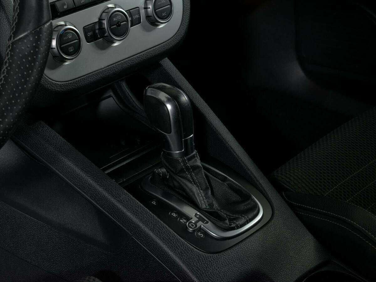 Volkswagen Scirocco 2013 года с пробегом. Фото: #15