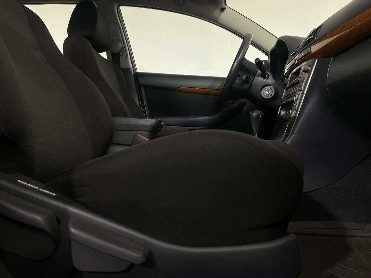 Toyota Avensis 2008 года с пробегом. Фото: #13