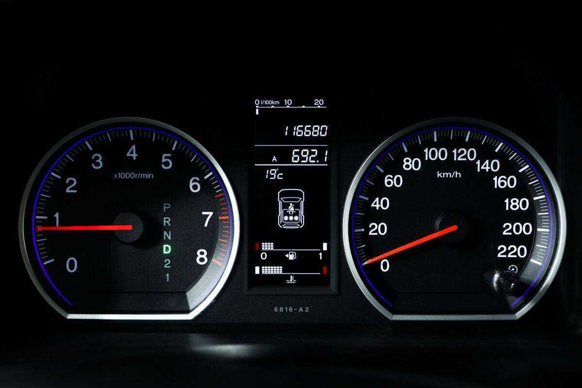Honda CR-V 2008 года с пробегом. Фото: #9