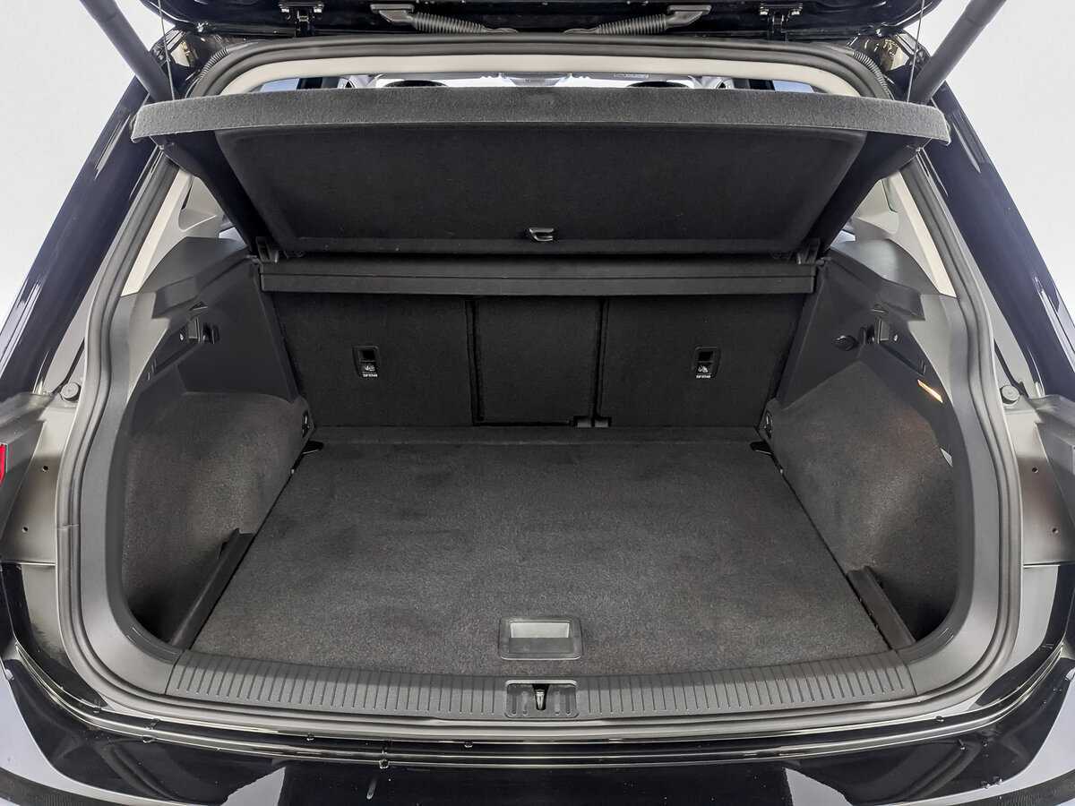 Volkswagen Tiguan 2020 года с пробегом. Фото: #9