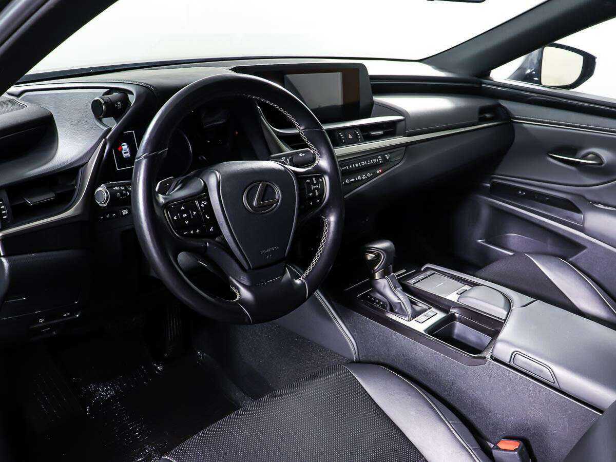 Lexus ES 2020 года с пробегом. Фото: #12