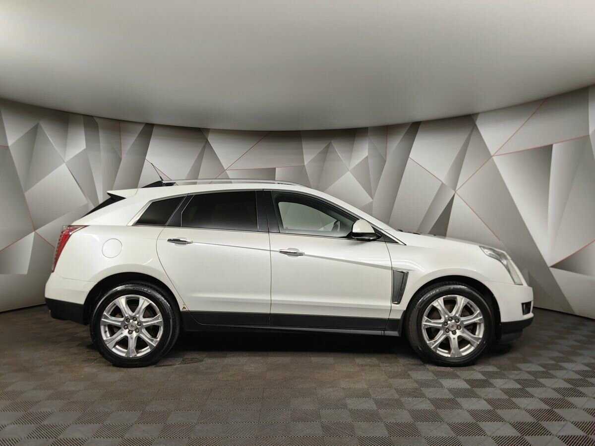 Cadillac SRX 2014 года с пробегом. Фото: #5