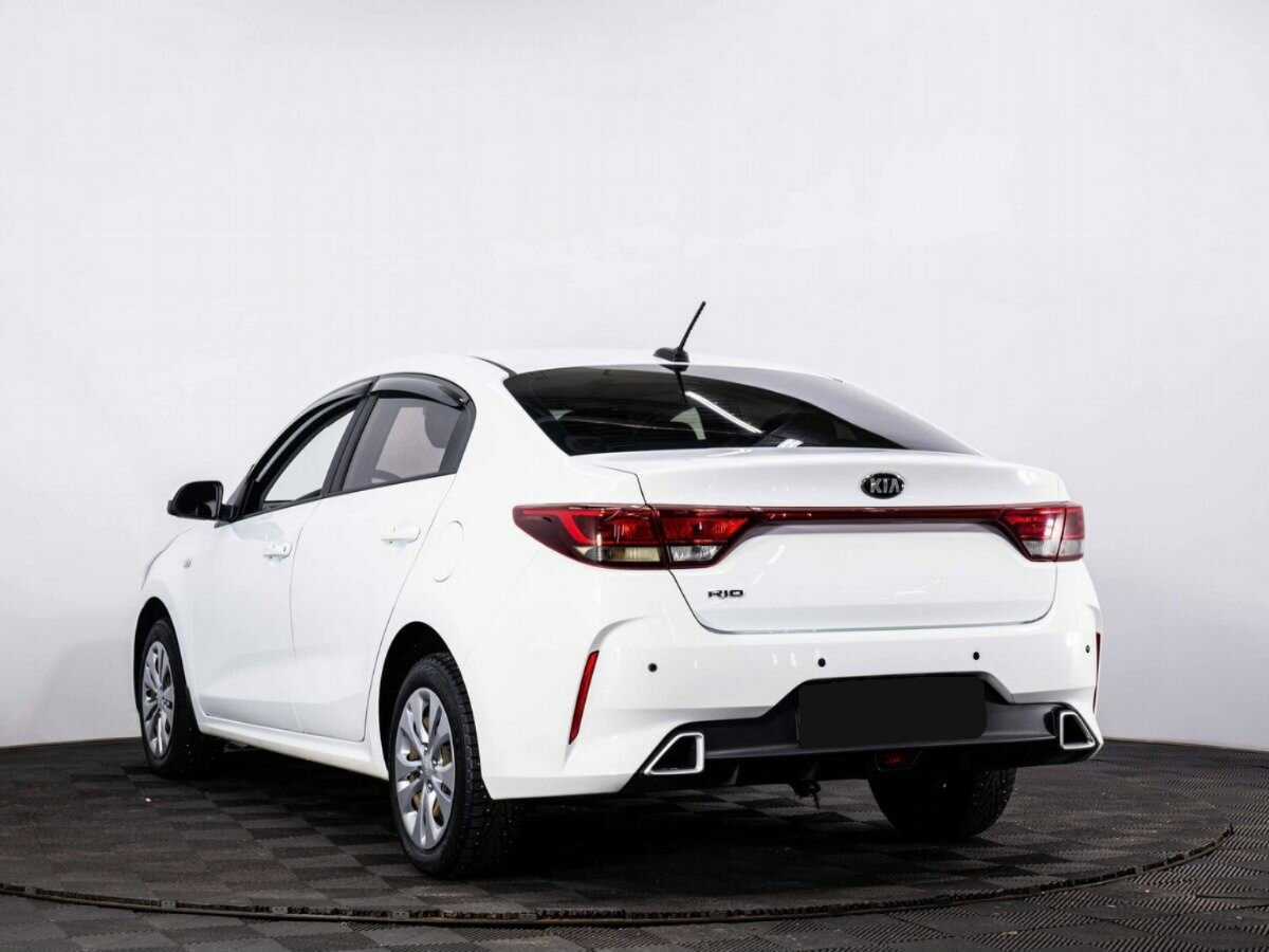 Kia Rio 2021 года с пробегом. Фото: #3