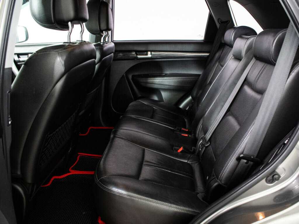 Kia Sorento 2010 года с пробегом. Фото: #9