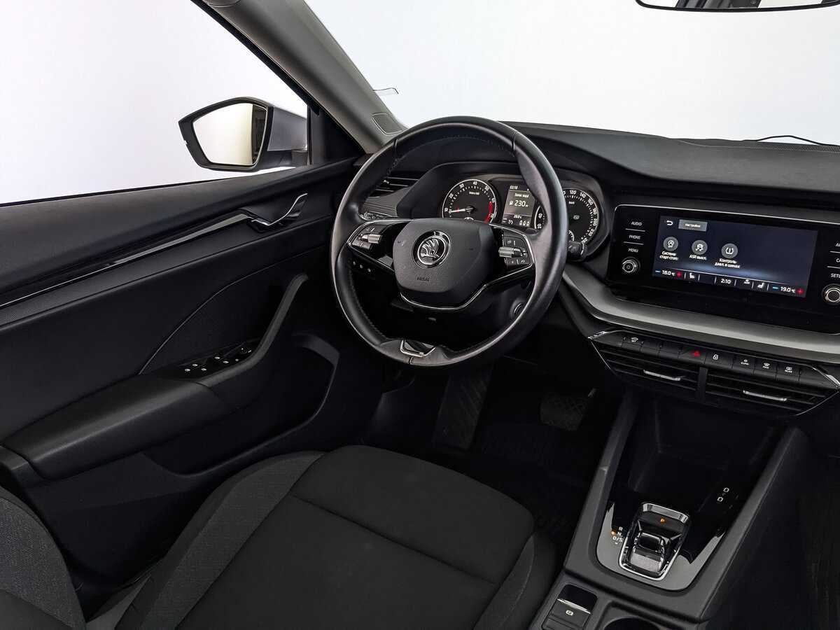 Skoda Octavia 2021 года с пробегом. Фото: #21