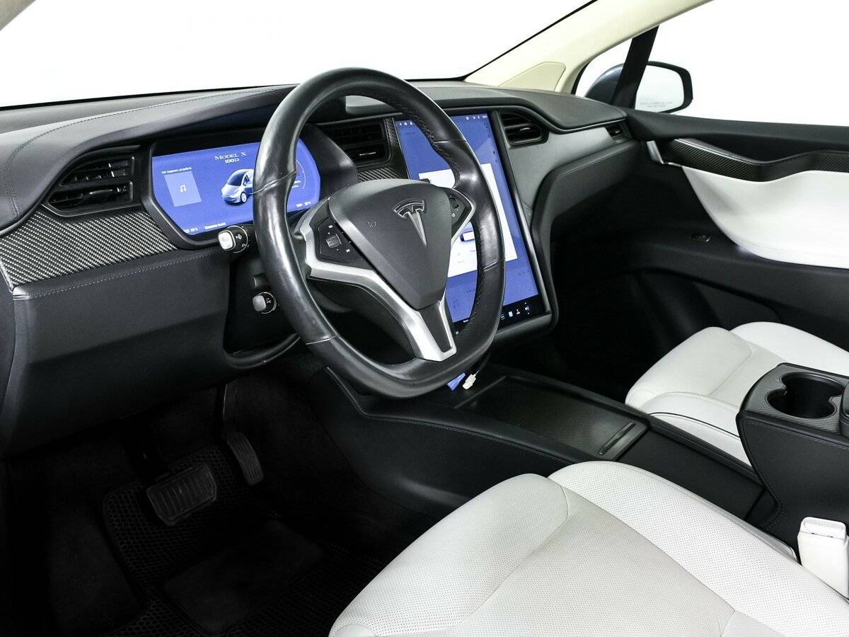 Tesla Model X 2018 года с пробегом. Фото: #33