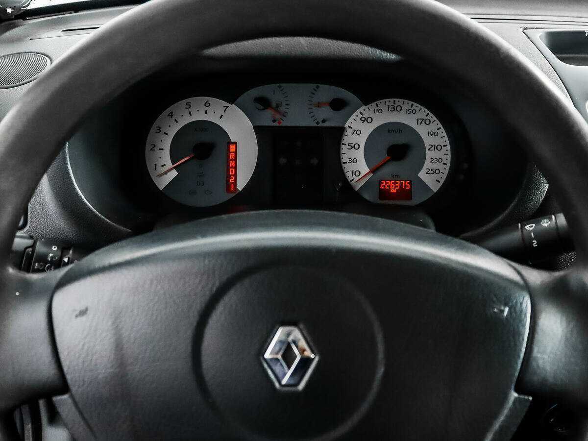 Renault Symbol 2006 года с пробегом. Фото: #15