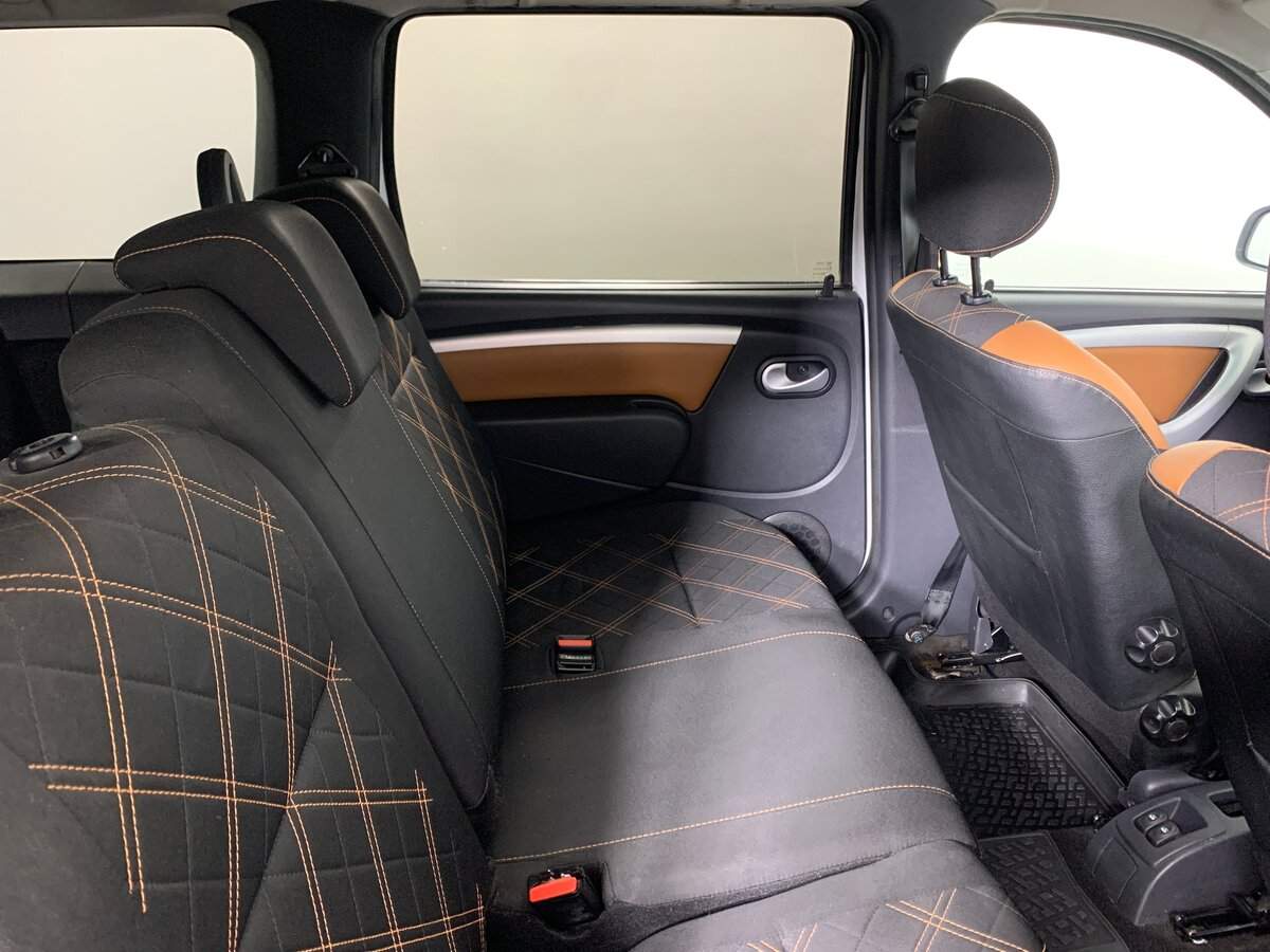 Lada (ВАЗ) Largus 2018 года с пробегом. Фото: #16