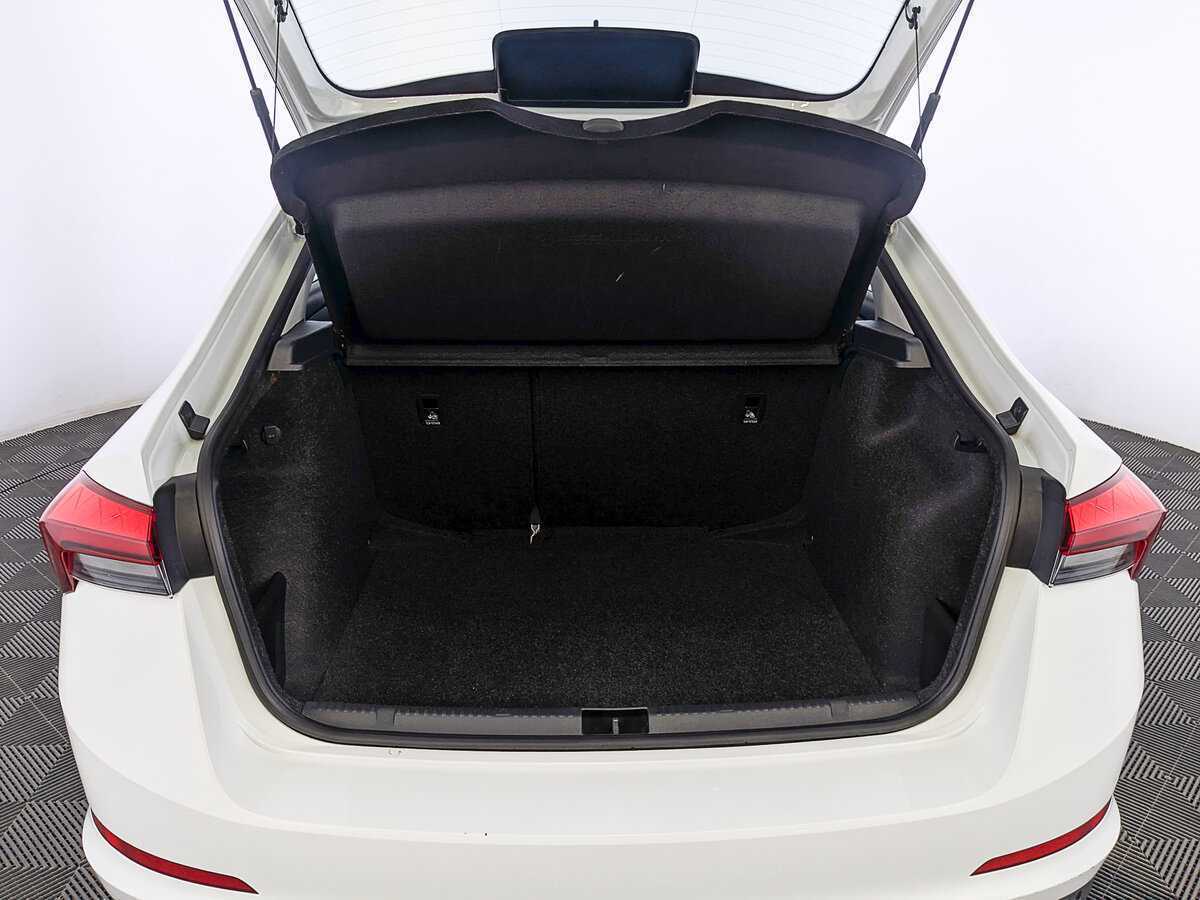 Skoda Rapid 2020 года с пробегом. Фото: #9