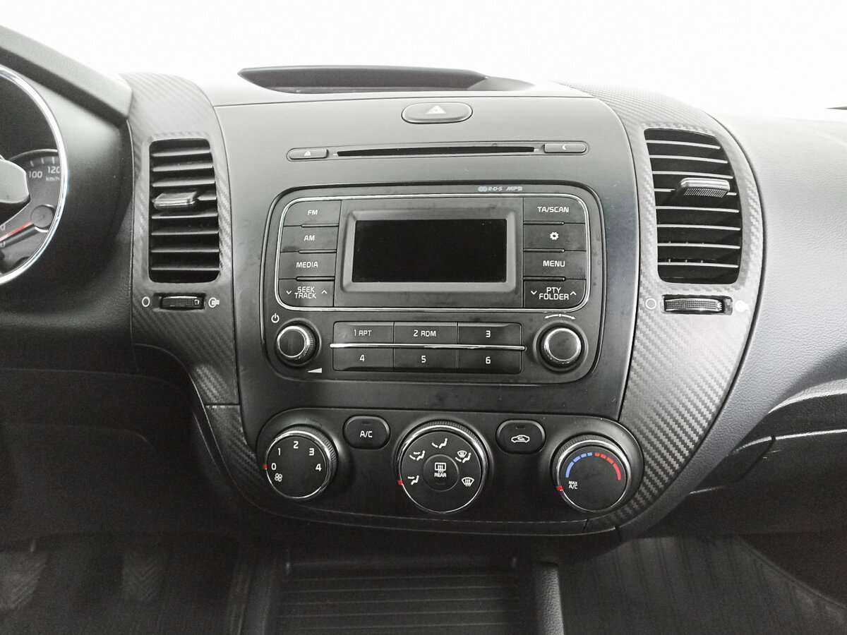 Kia Cerato 2013 года с пробегом. Фото: #12