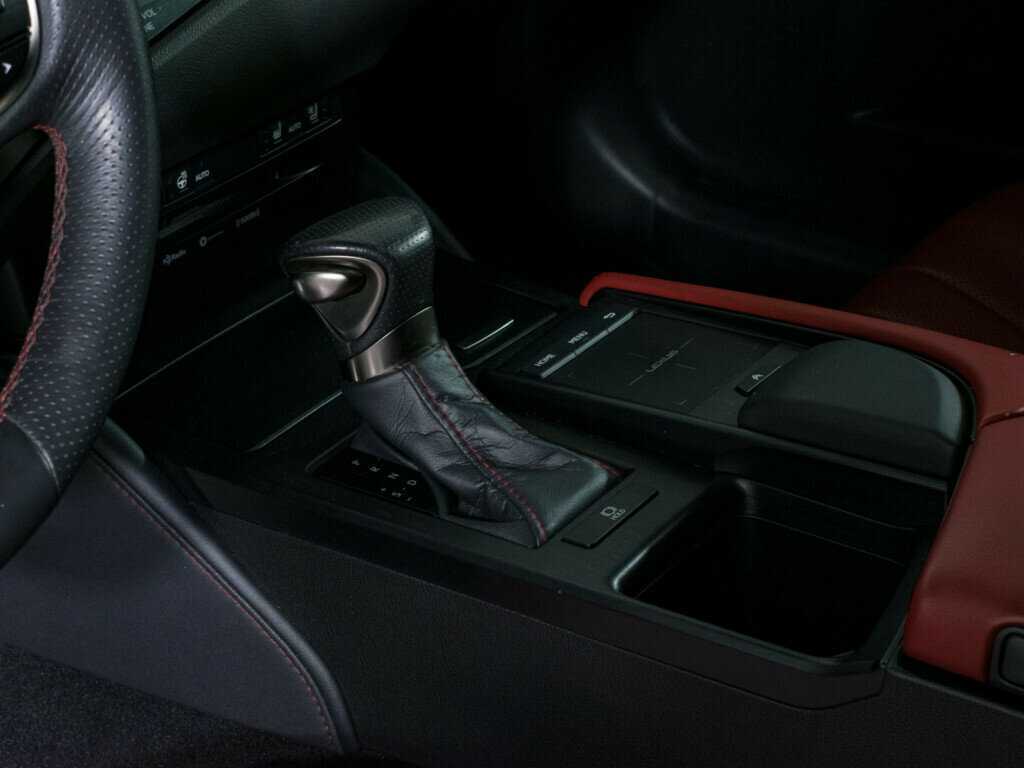 Lexus ES 2020 года с пробегом. Фото: #19