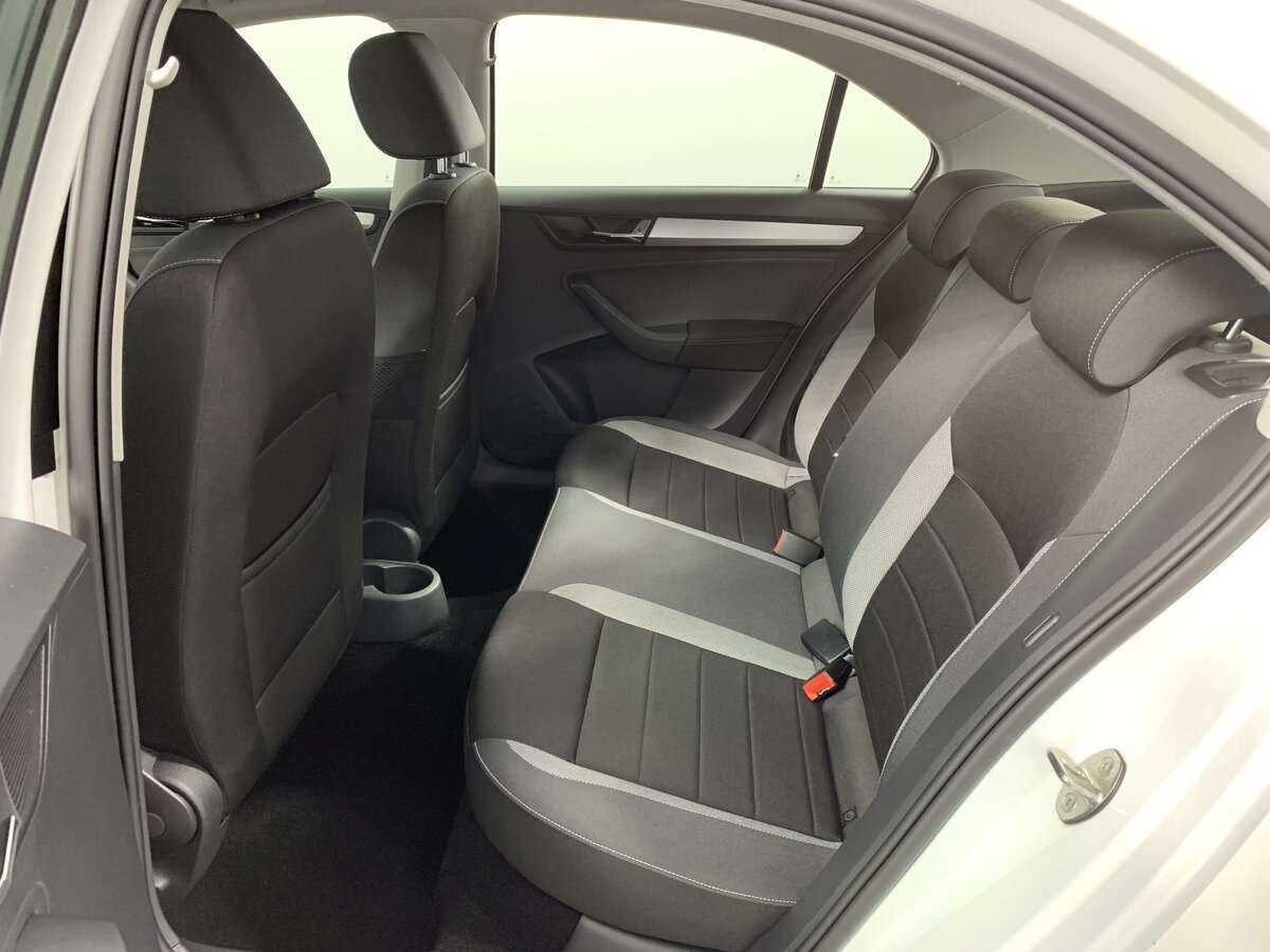 Skoda Rapid 2019 года с пробегом. Фото: #9