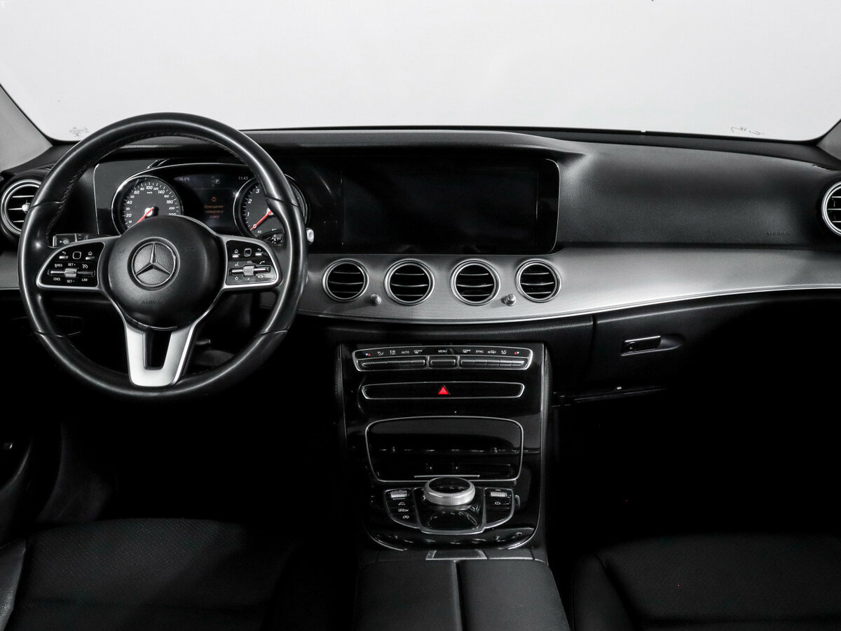 Mercedes-Benz E-Класс 2019 года с пробегом. Фото: #11