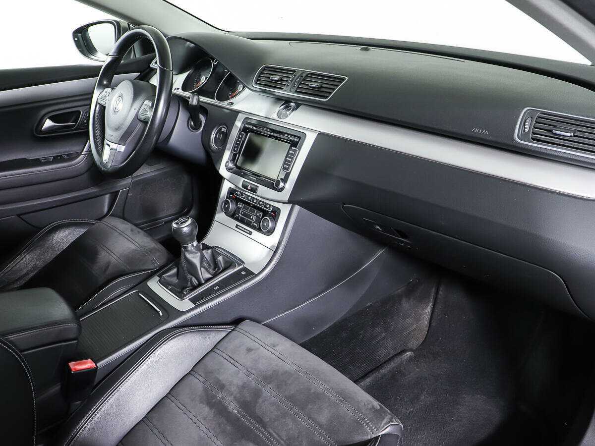 Volkswagen Passat CC 2011 года с пробегом. Фото: #8