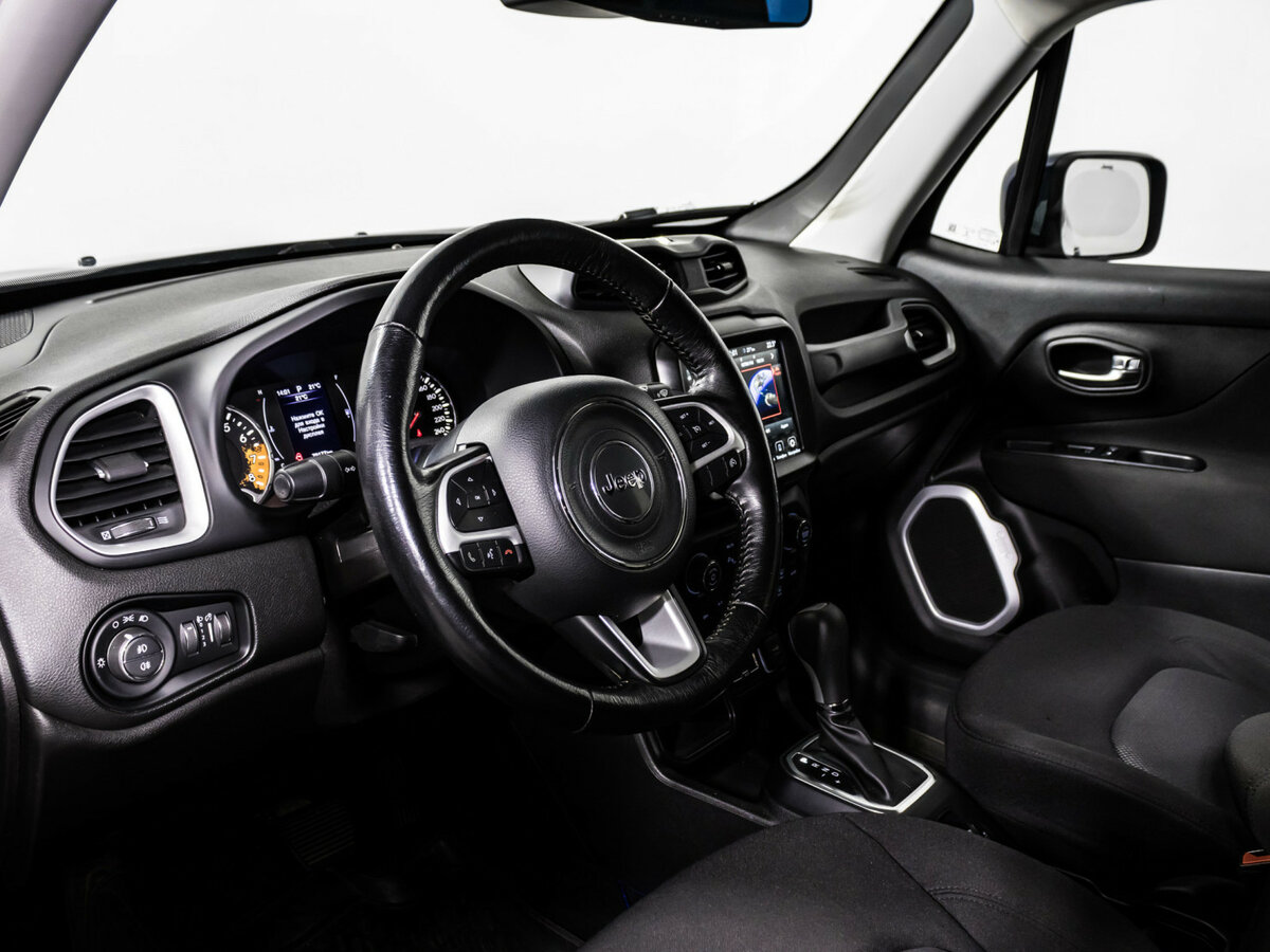 Jeep Renegade 2018 года с пробегом. Фото: #11